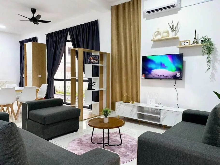 Brandnew Modern Cozy House@Alma Near Jusco location